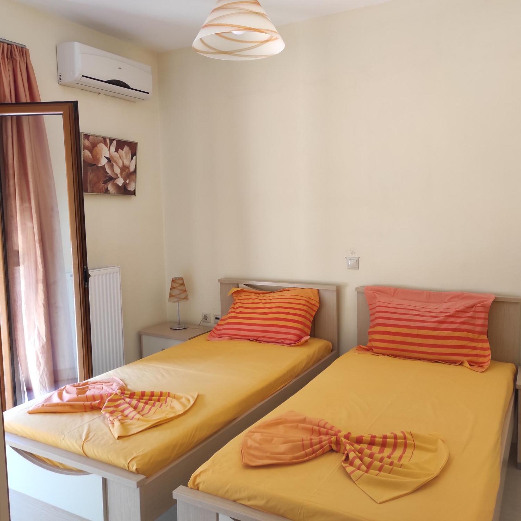 Pigi  Helidonia Villas מראה חיצוני תמונה